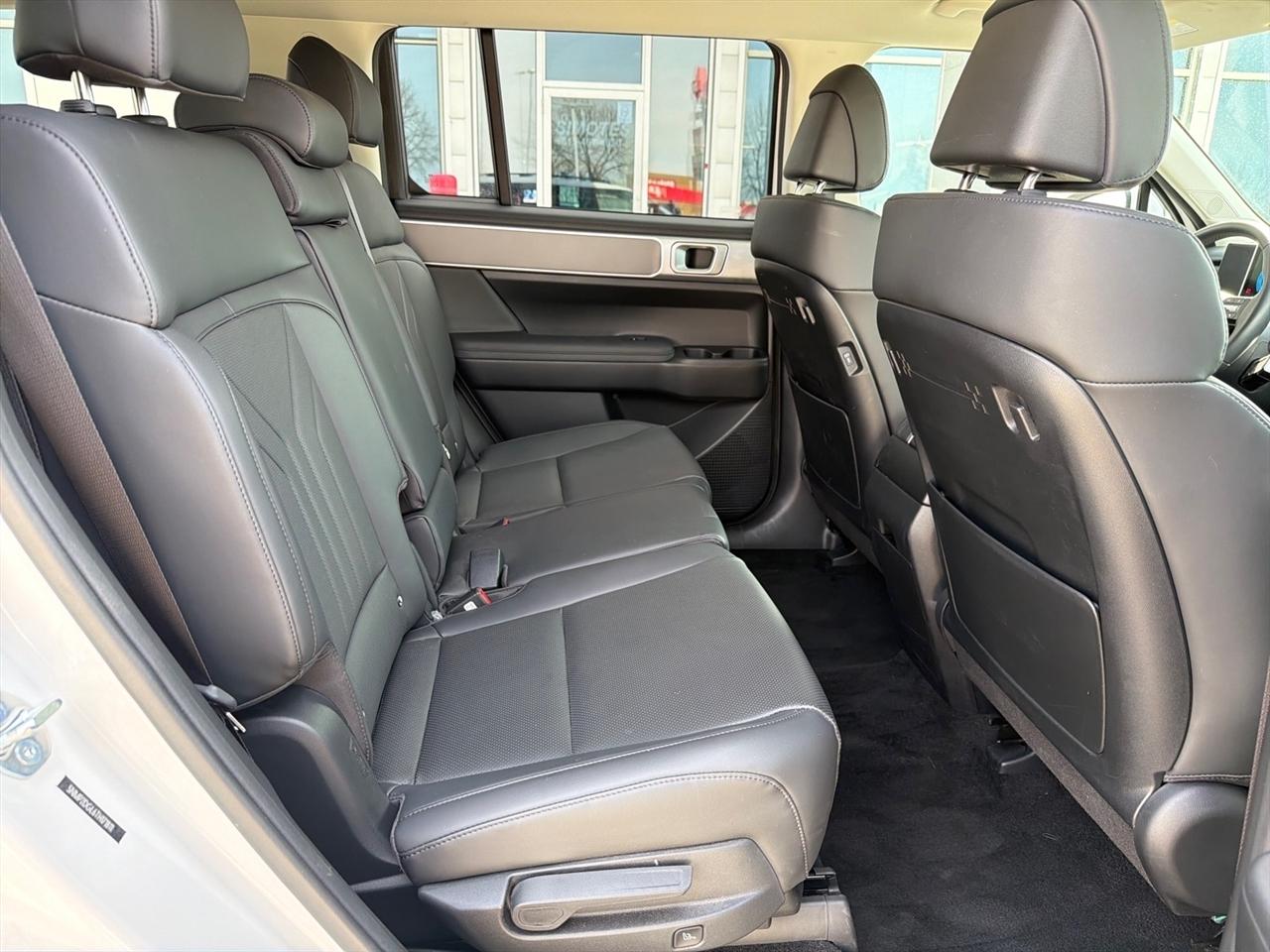 Hyundai Santa Fe SEL AWD 2026