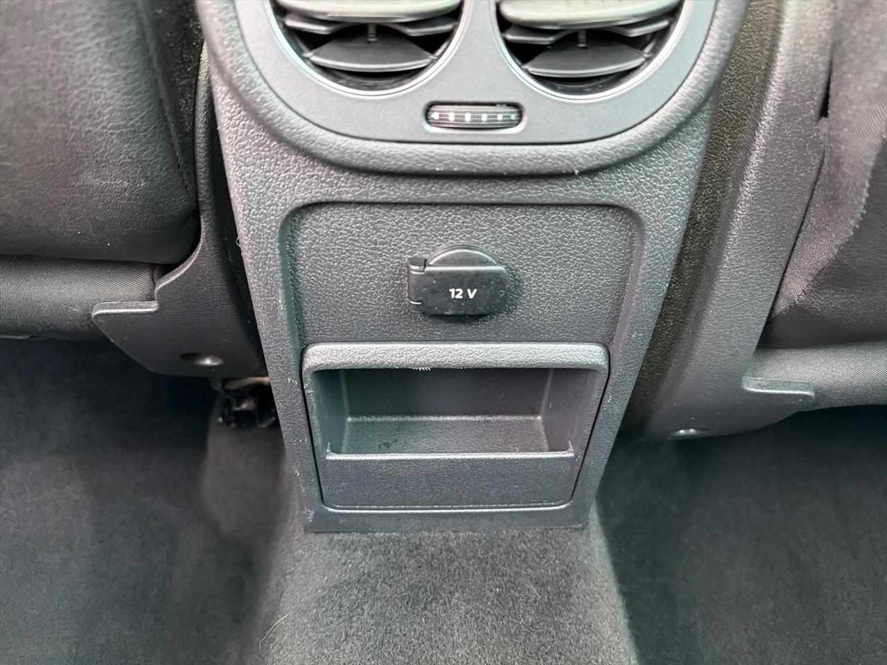 Volkswagen Tiguan S 4Motion 2012