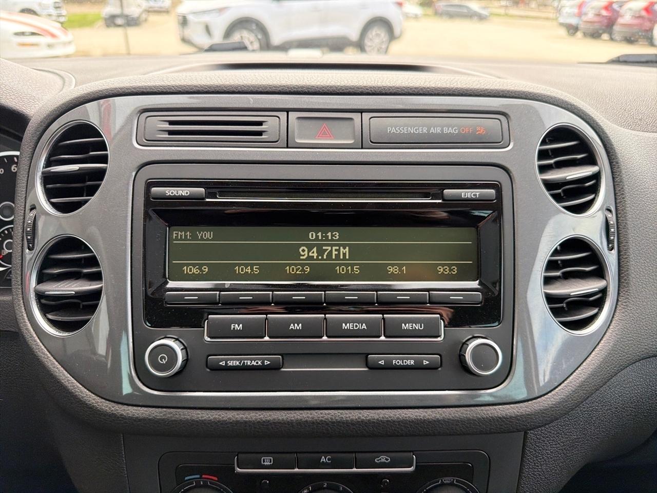 Volkswagen Tiguan S 4Motion 2012