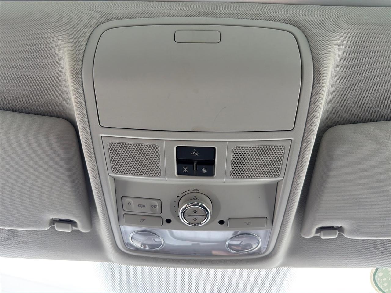 Volkswagen Tiguan S 4Motion 2012