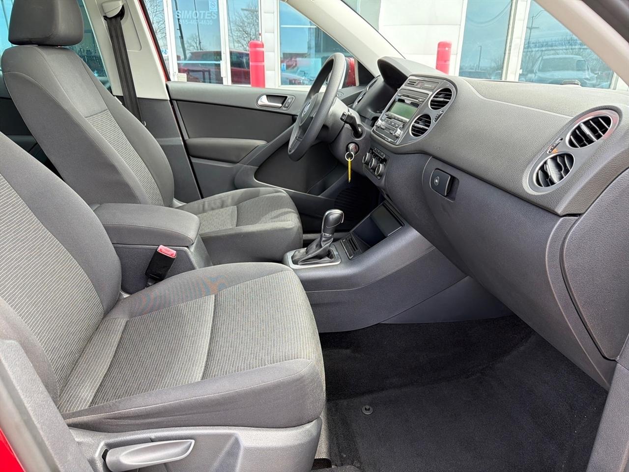 Volkswagen Tiguan S 4Motion 2012