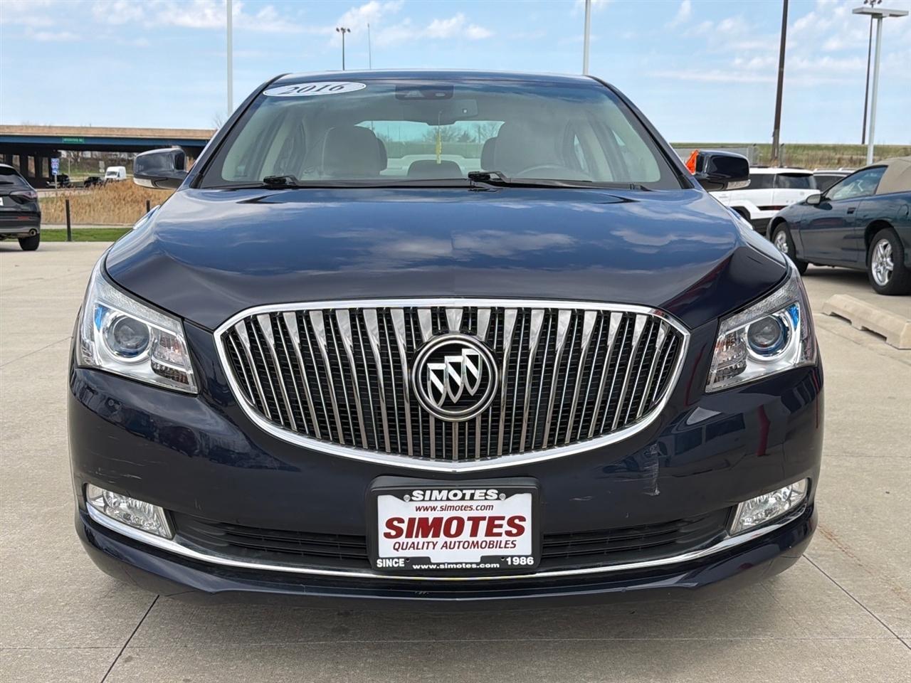 Buick LaCrosse Leather Package AWD 2016