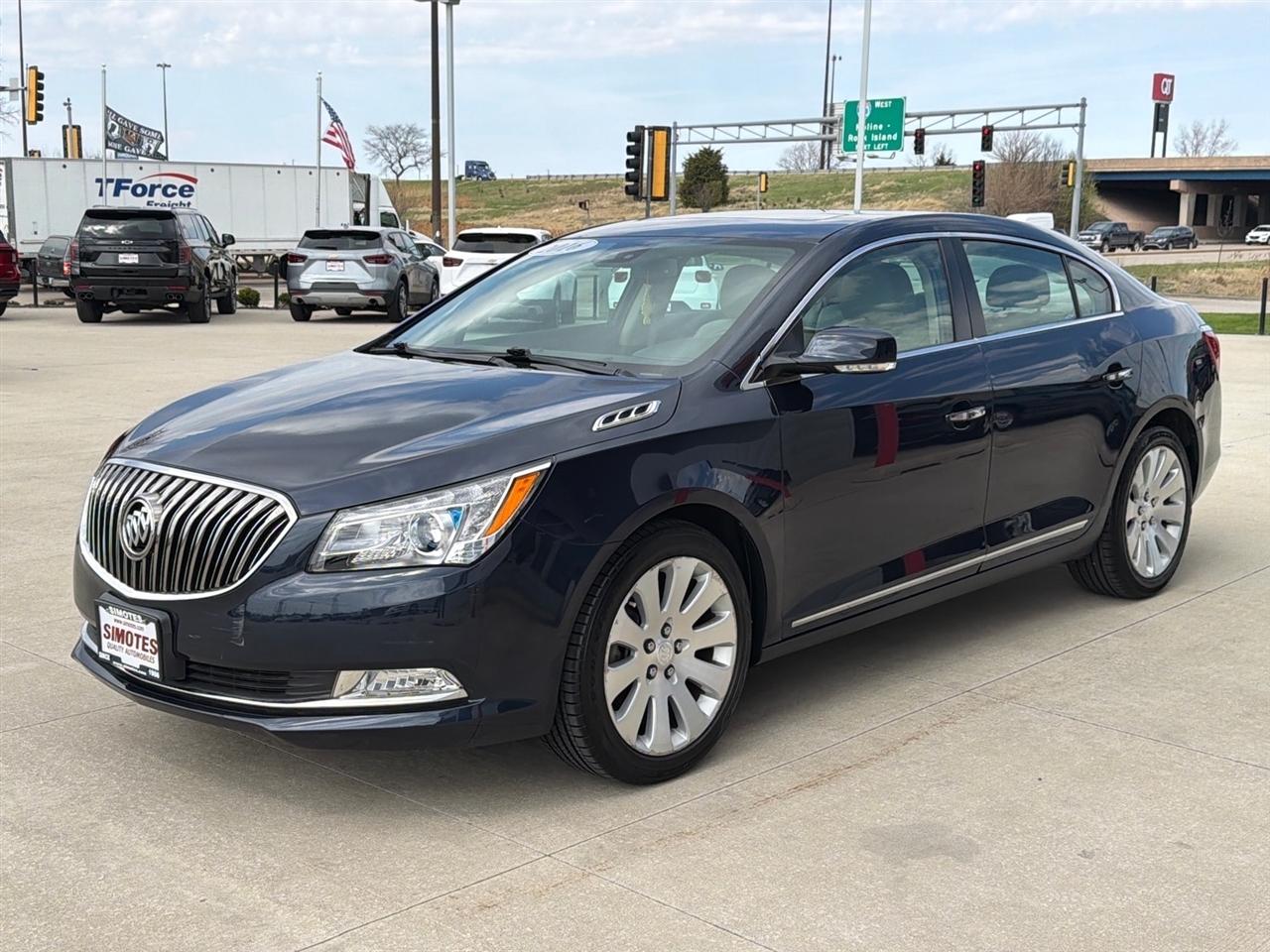 Buick LaCrosse Leather Package AWD 2016