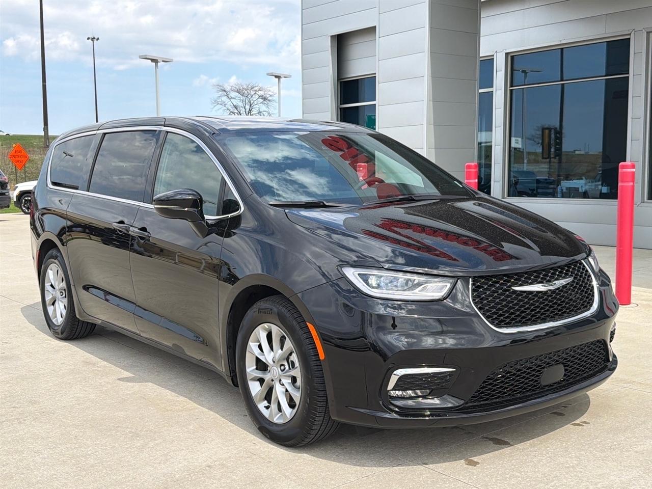 Chrysler Pacifica Limited 2026