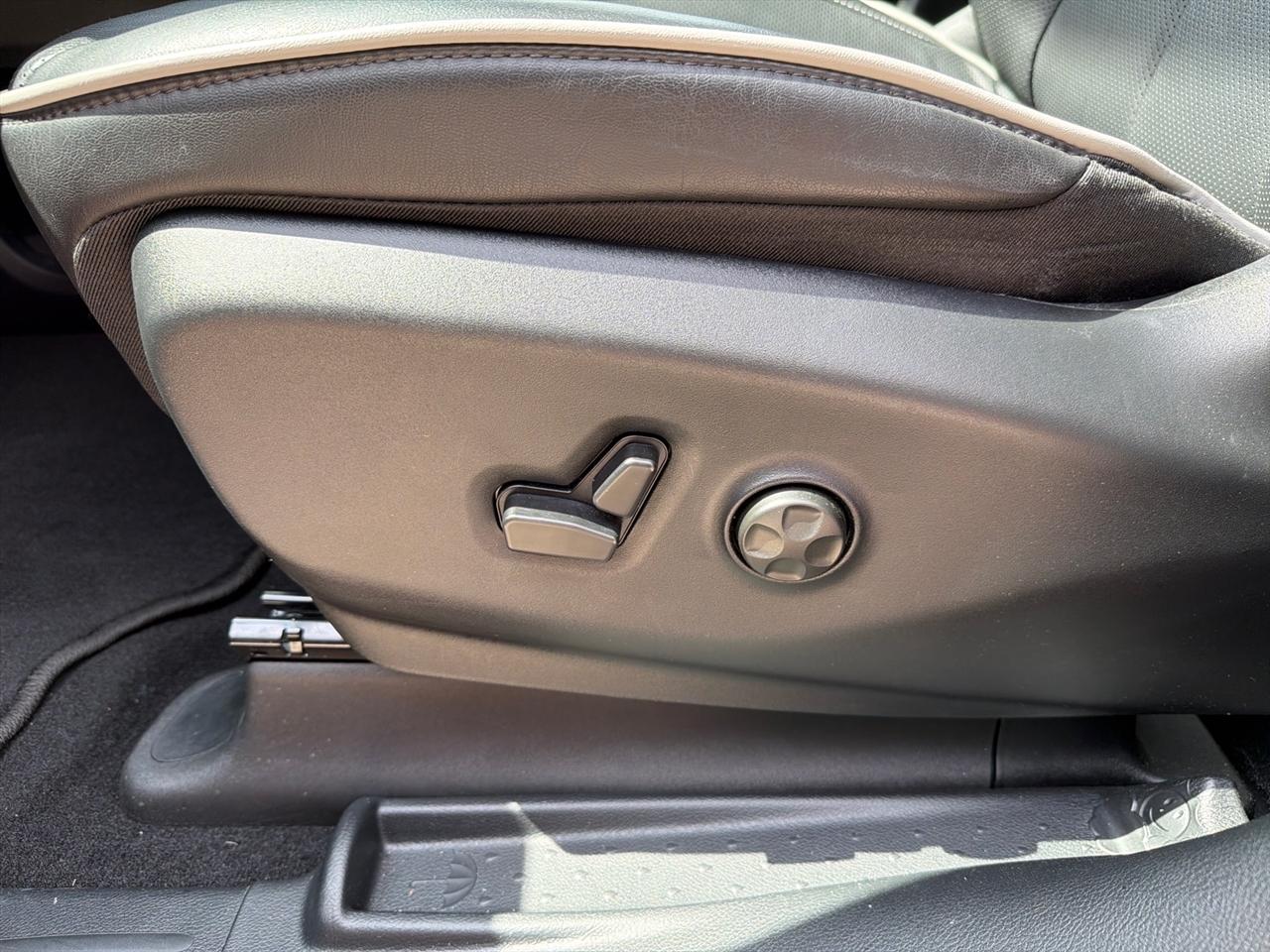 Chrysler Pacifica Limited 2026