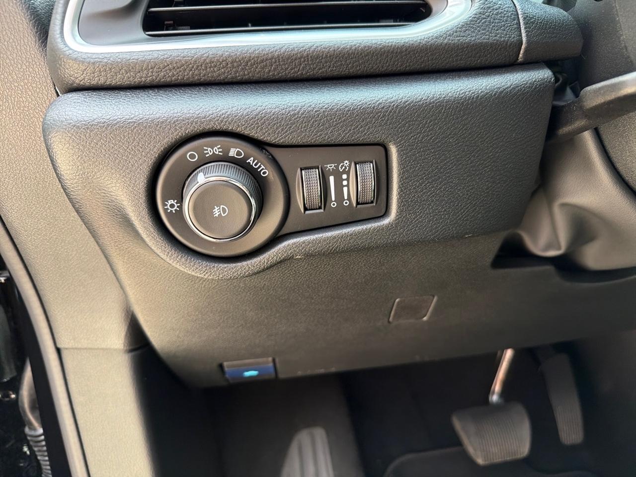 Chrysler Pacifica Limited 2026