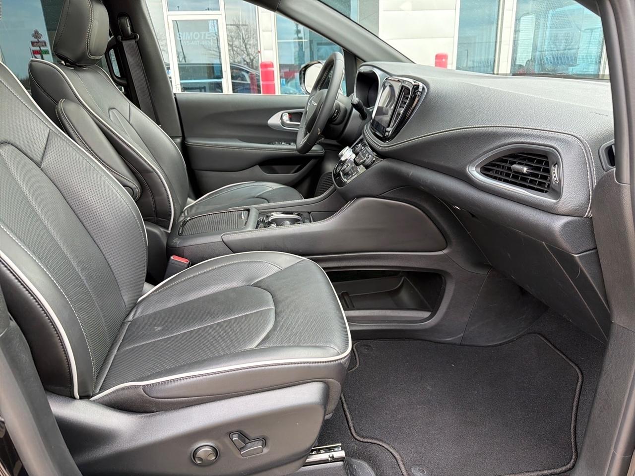 Chrysler Pacifica Limited 2026