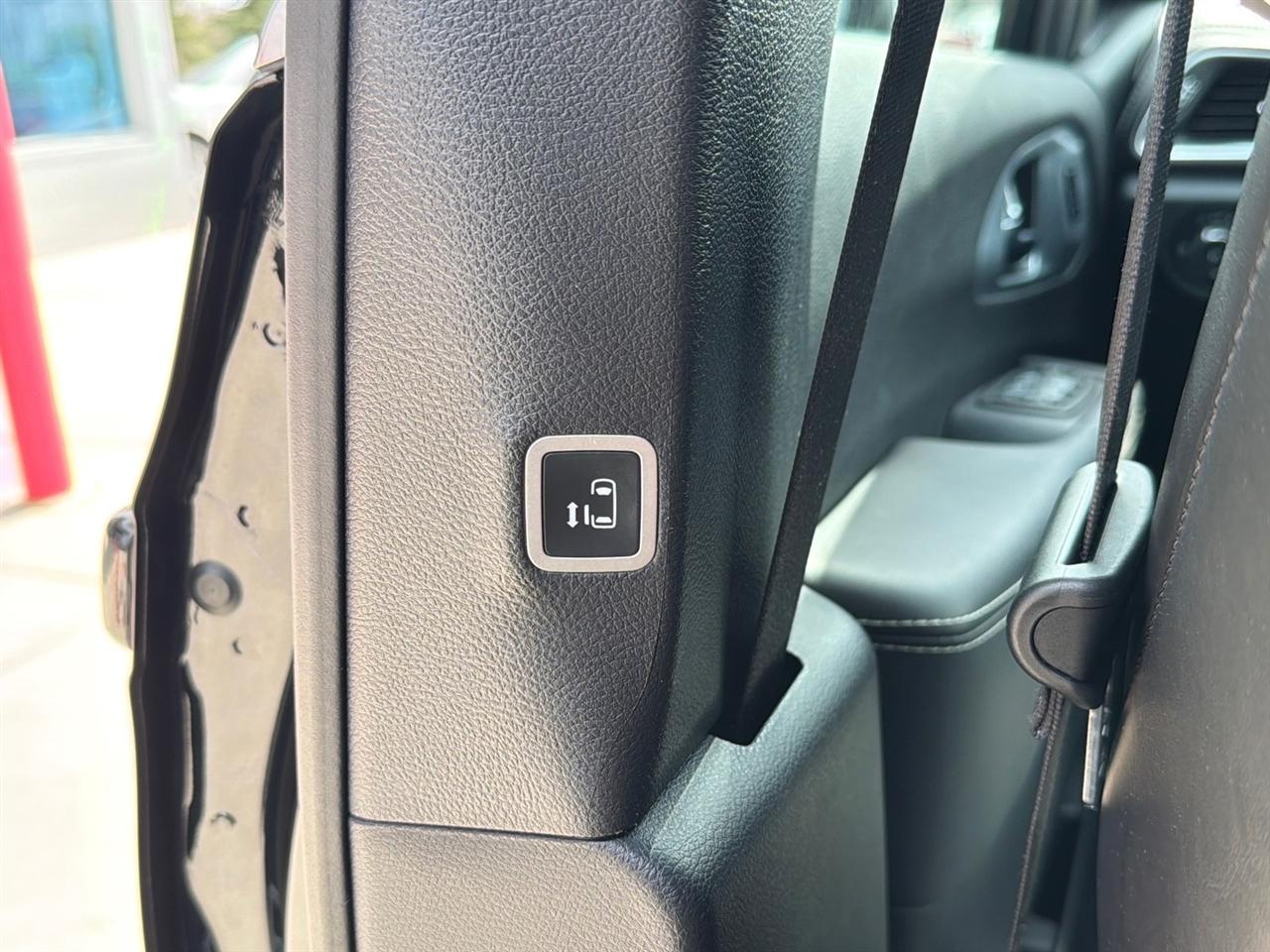 Chrysler Pacifica Limited 2026