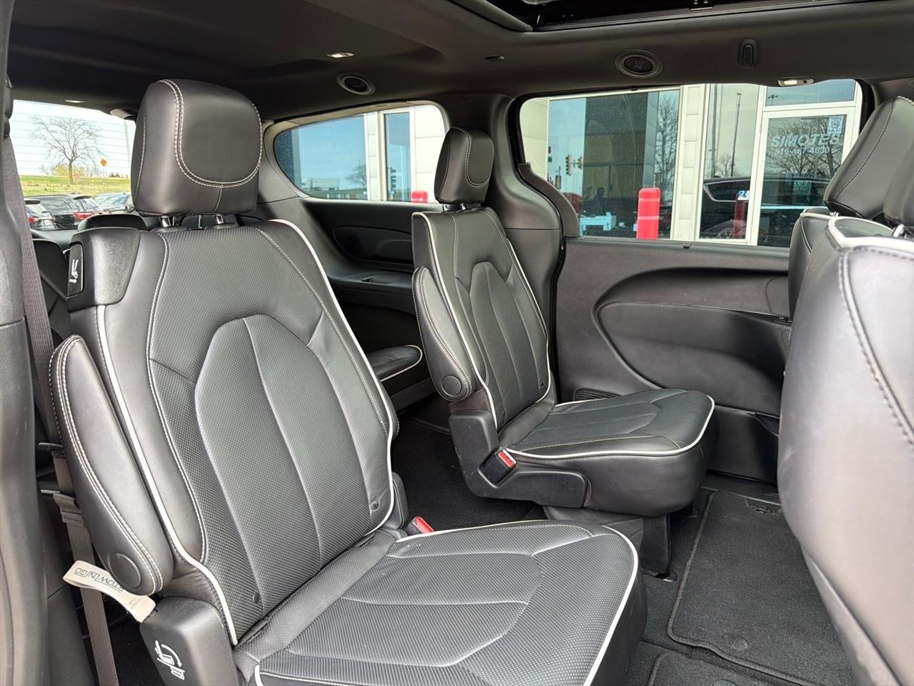 Chrysler Pacifica Limited 2026