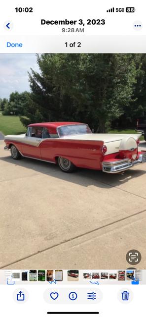 Ford Skyliner  1957