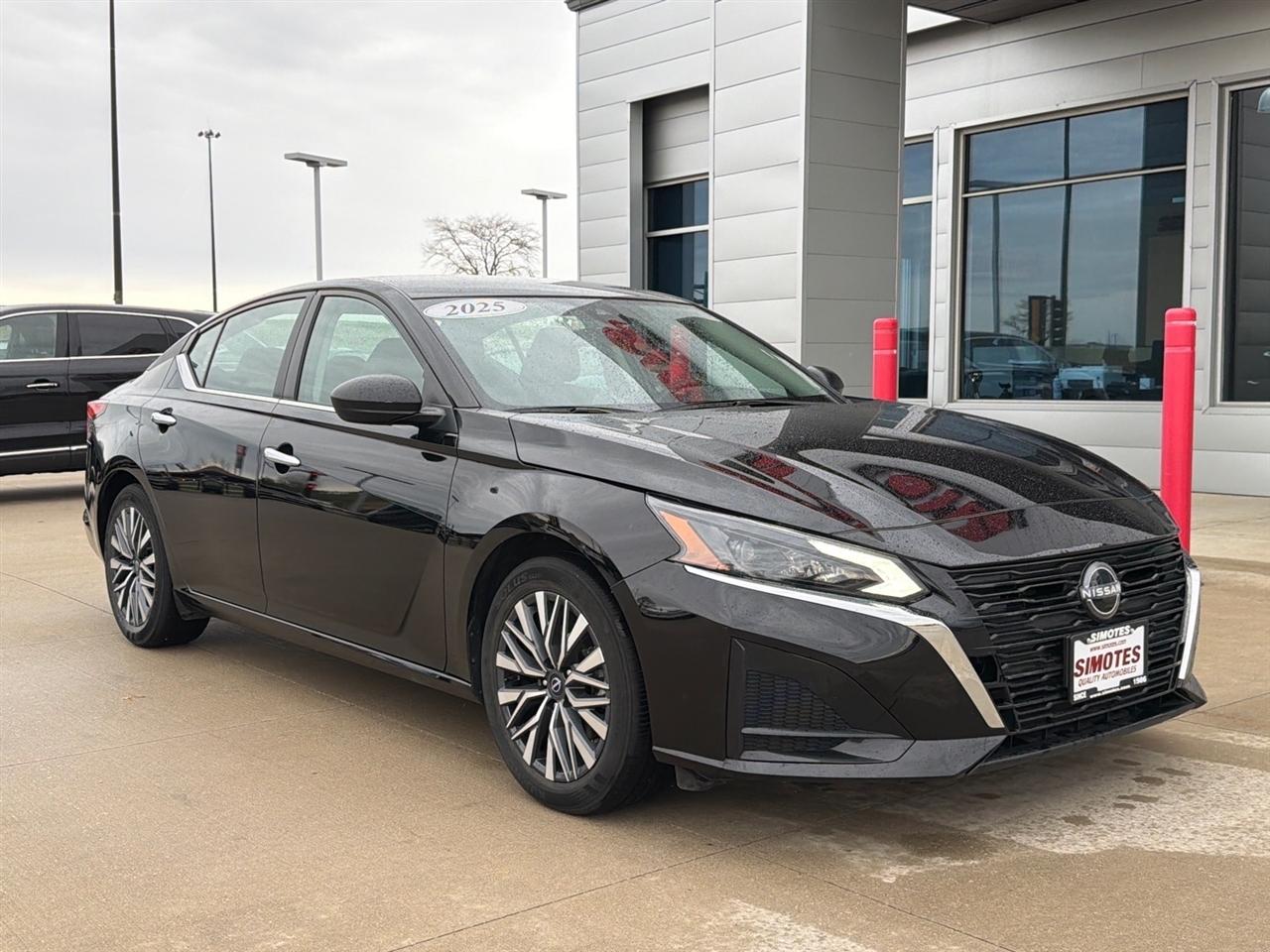 Nissan Altima 2.5 SV 2025