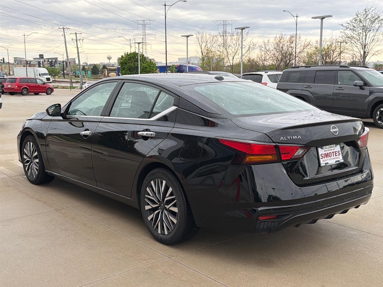 Nissan Altima 2.5 SV 2025