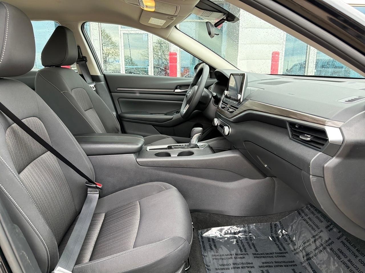 Nissan Altima 2.5 SV 2025