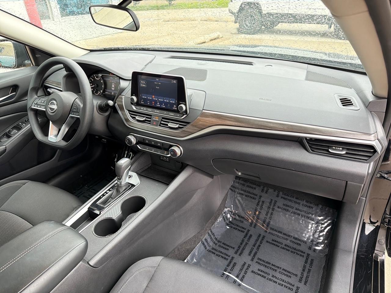 Nissan Altima 2.5 SV 2025