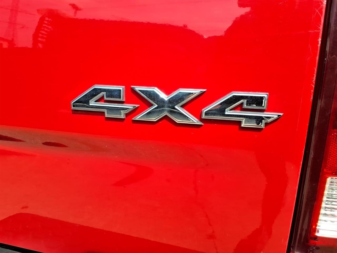 RAM 1500 ST SWB 4WD 2012