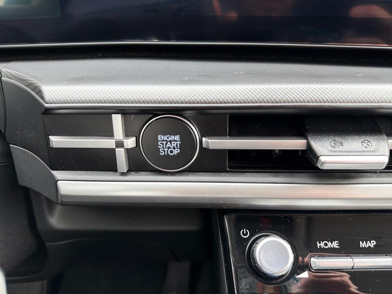 Hyundai Santa Fe SEL 2026