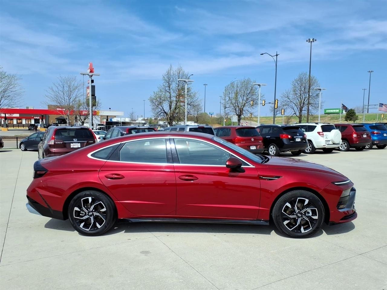 Hyundai Sonata SEL 2025