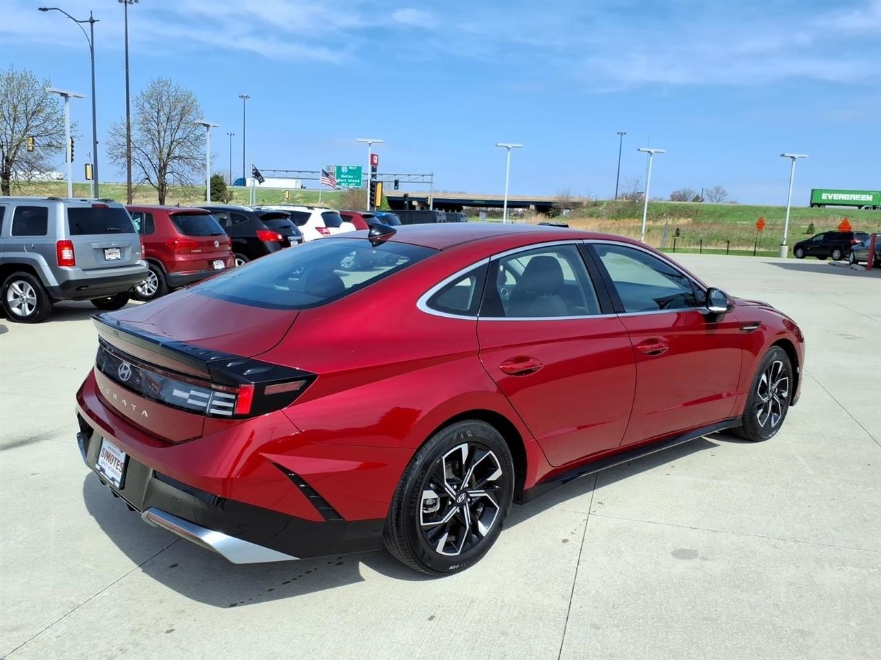 Hyundai Sonata SEL 2025