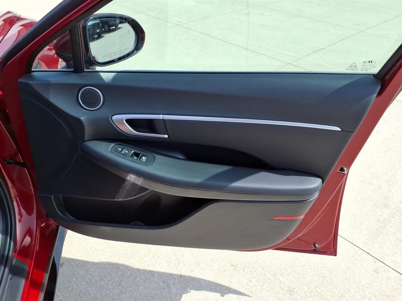 Hyundai Sonata SEL 2025