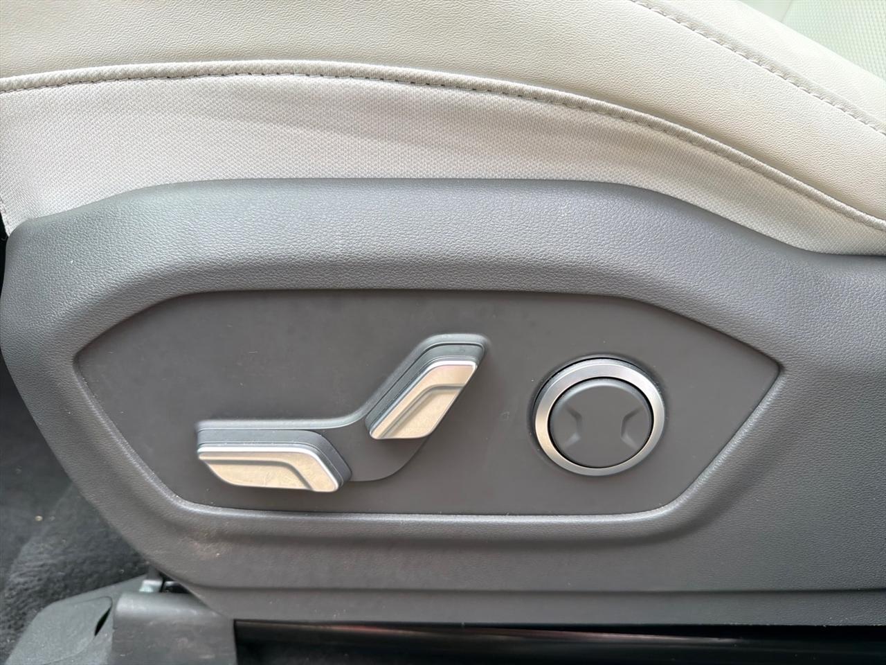 Hyundai Santa Fe SEL AWD 2026