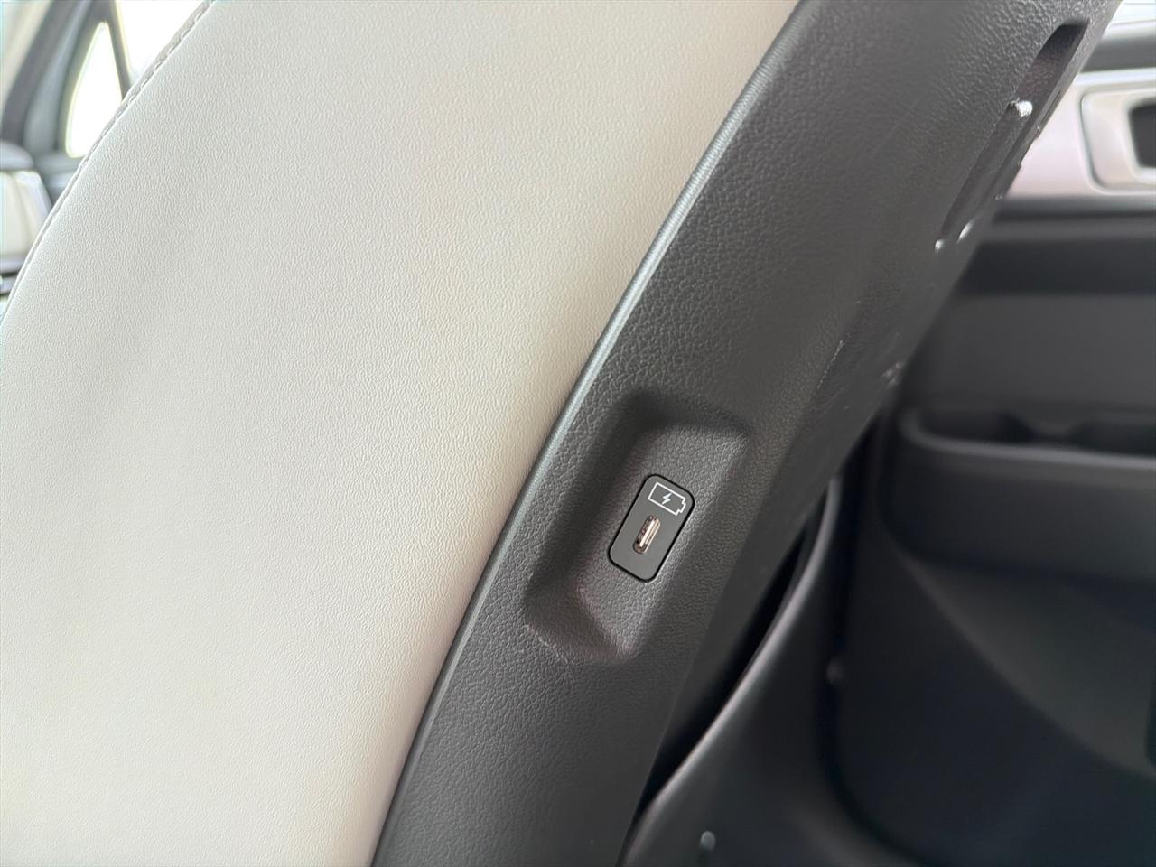 Hyundai Santa Fe SEL AWD 2026