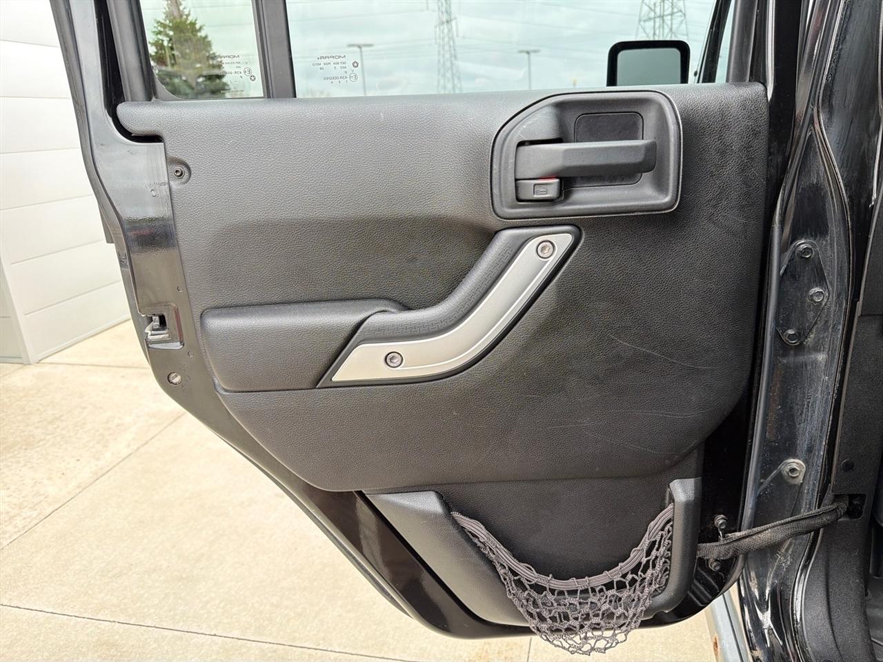 Jeep Wrangler Unlimited Rubicon 4WD 2014