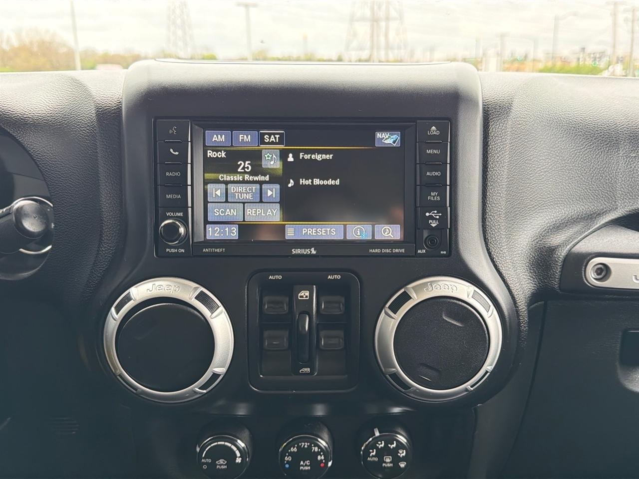 Jeep Wrangler Unlimited Rubicon 4WD 2014