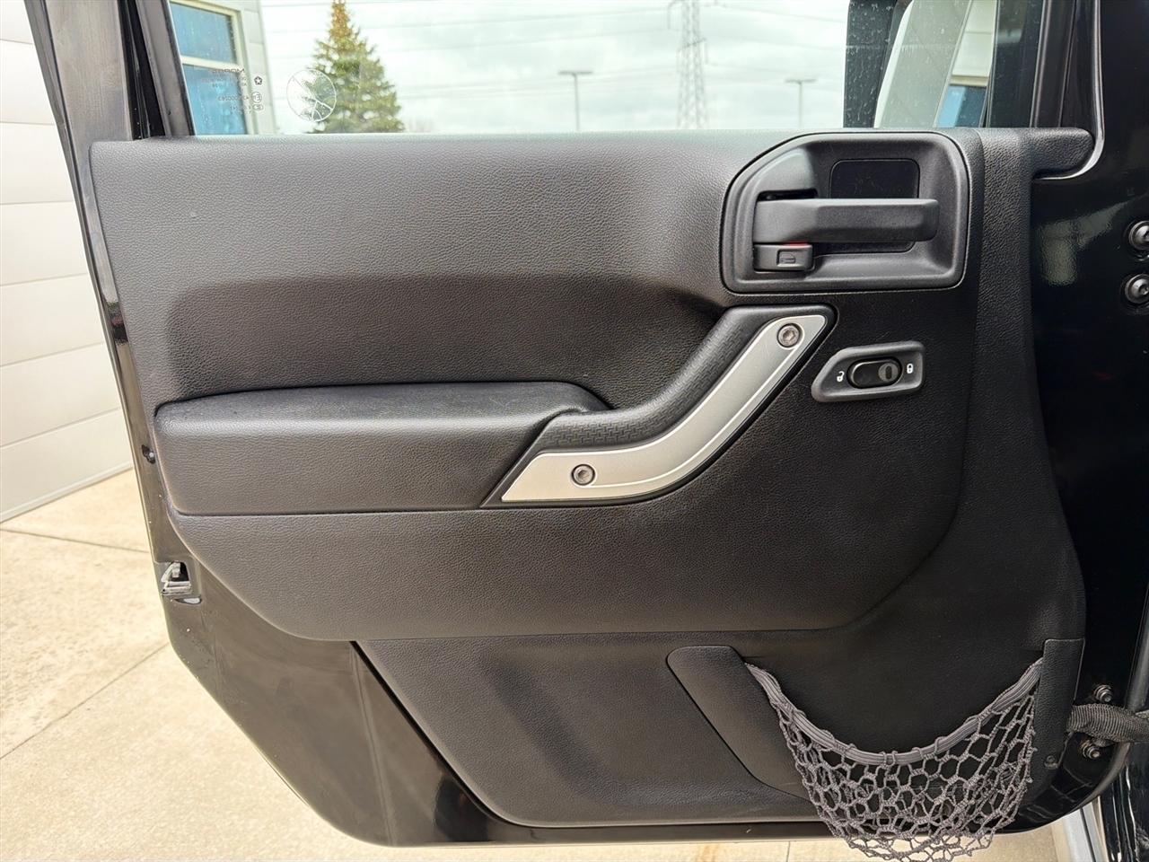 Jeep Wrangler Unlimited Rubicon 4WD 2014