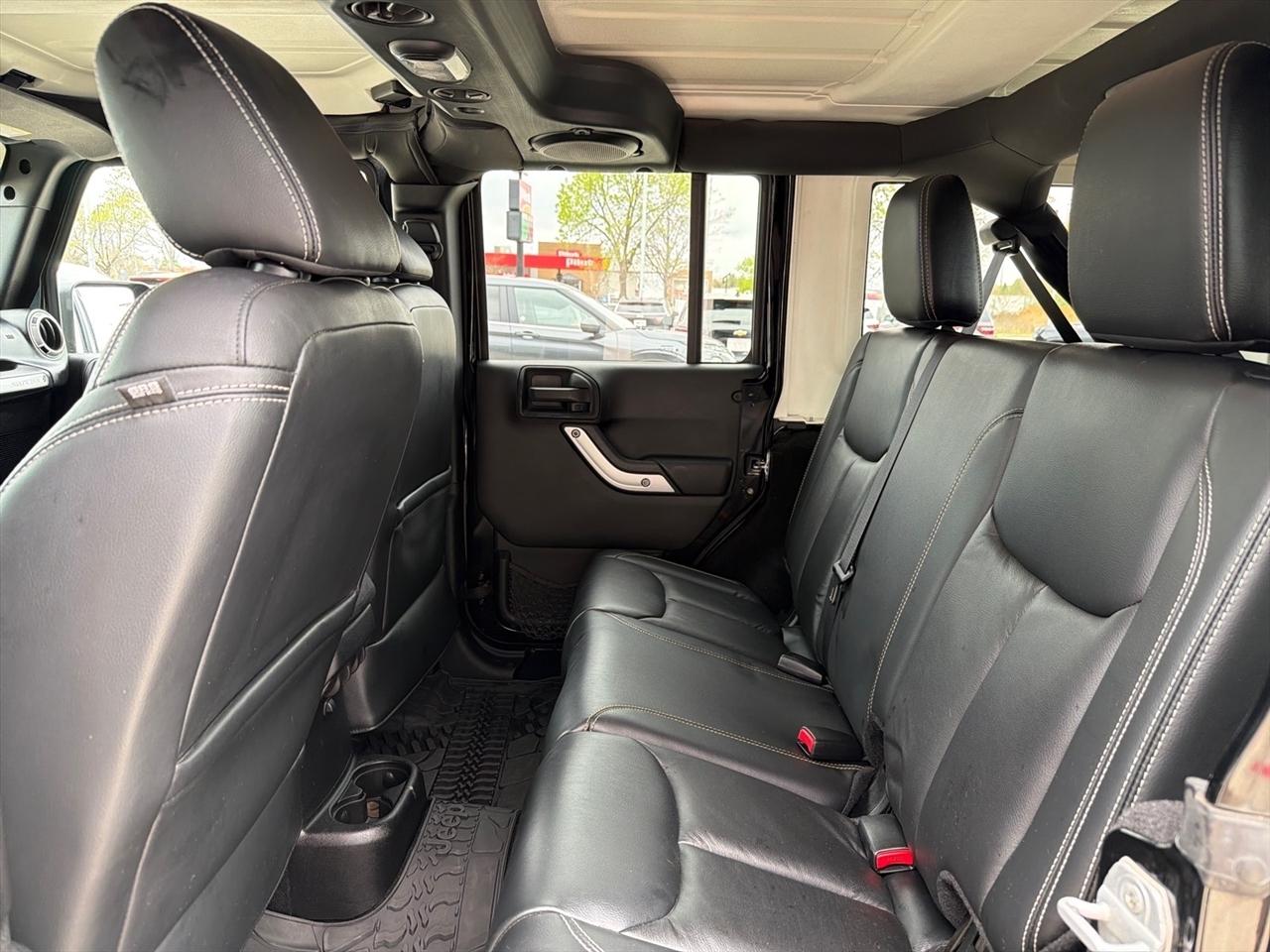 Jeep Wrangler Unlimited Rubicon 4WD 2014