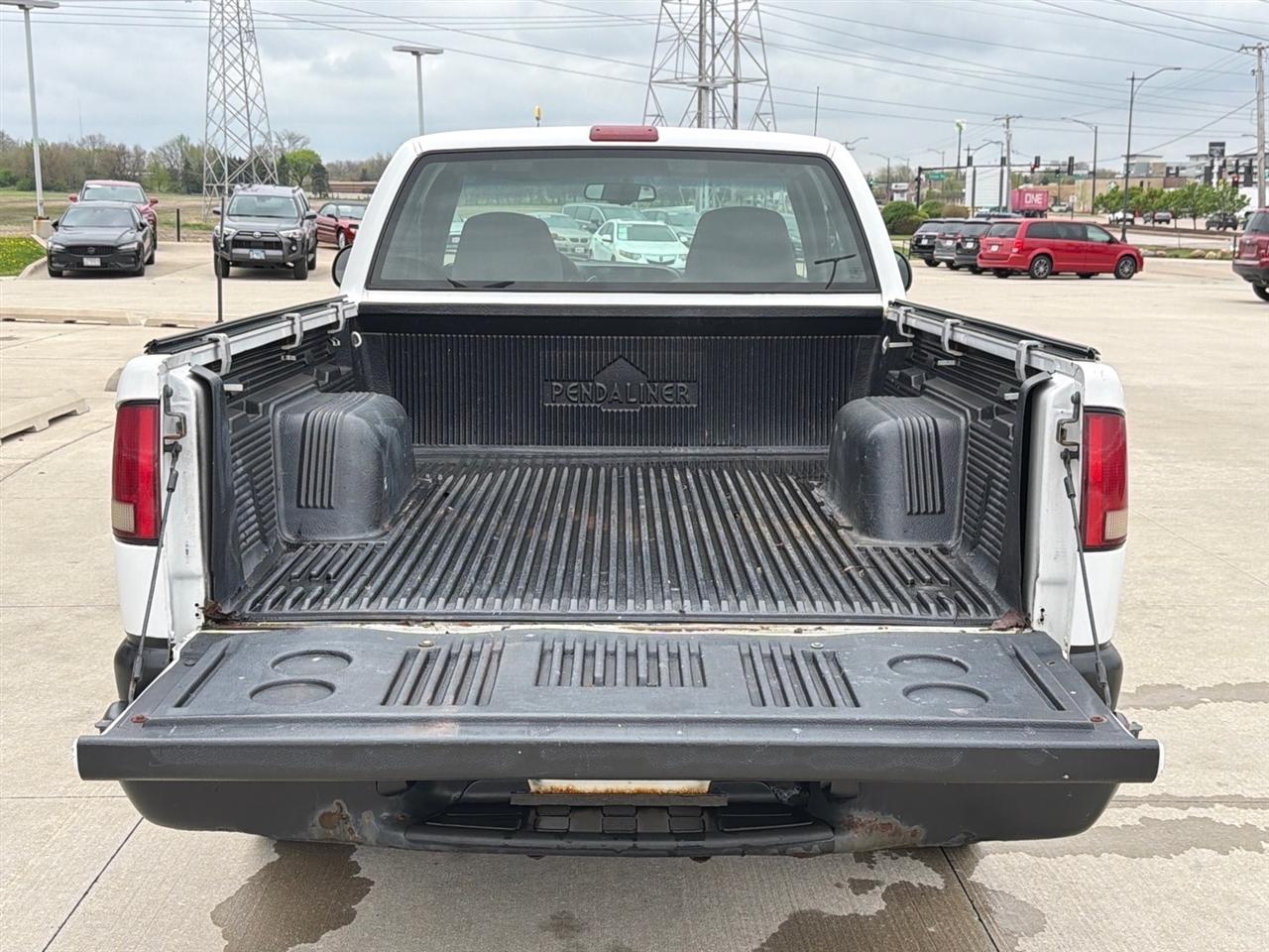 Chevrolet S10 Pickup LS Reg. Cab Long Bed 2WD 1997