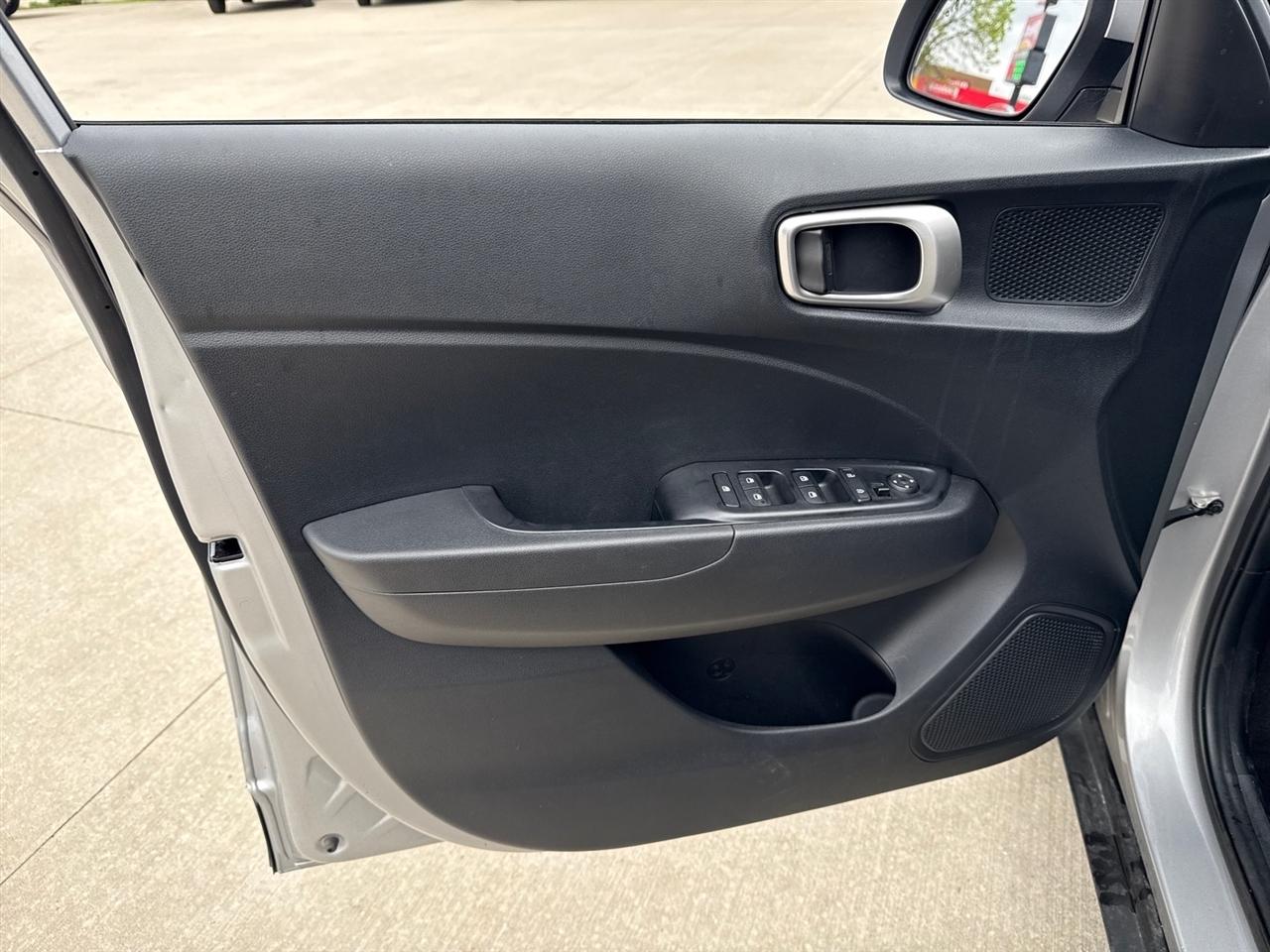 Hyundai Venue SEL 2025