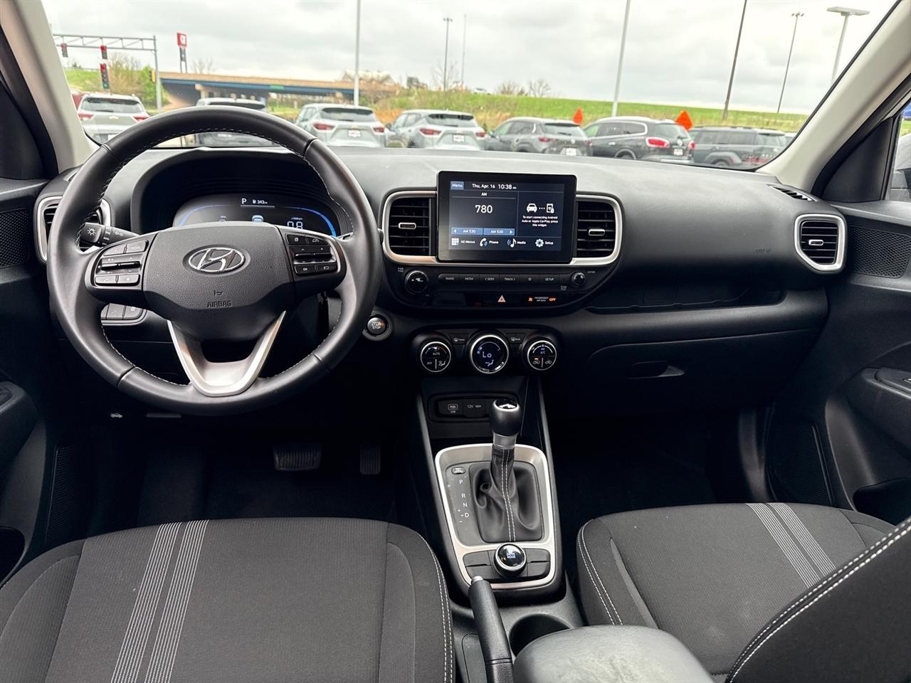 Hyundai Venue SEL 2025