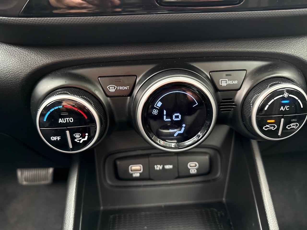 Hyundai Venue SEL 2025