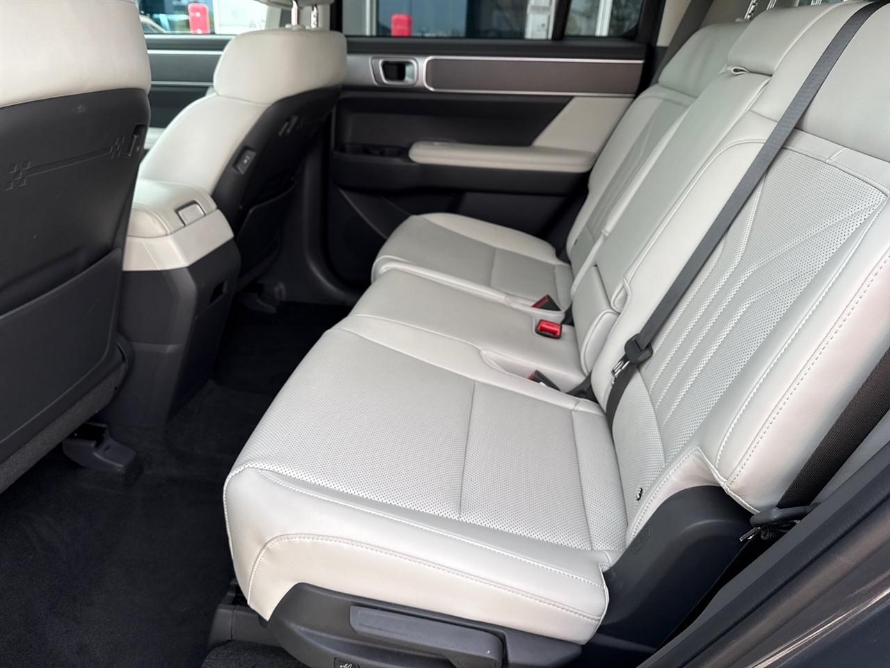 Hyundai Santa Fe SEL AWD 2026