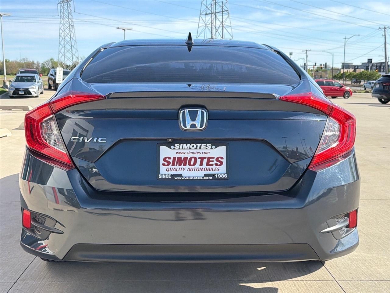 Honda Civic EX-T Sedan CVT 2016