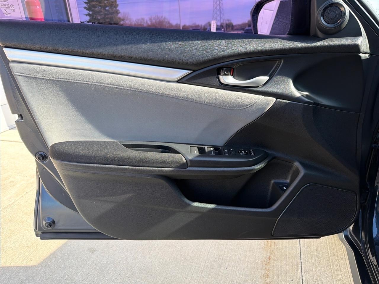 Honda Civic EX-T Sedan CVT 2016