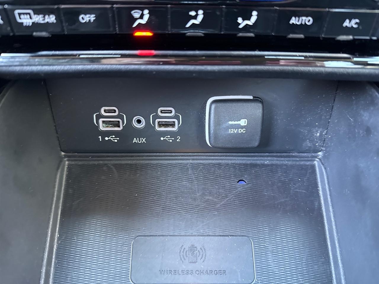 Jeep Grand Cherokee Laredo 4WD 2025