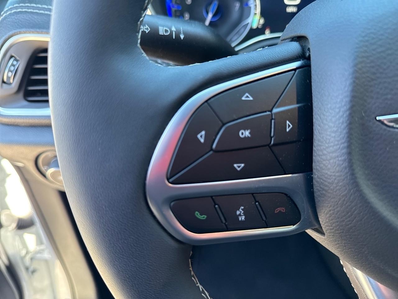 Chrysler Pacifica Limited 2026