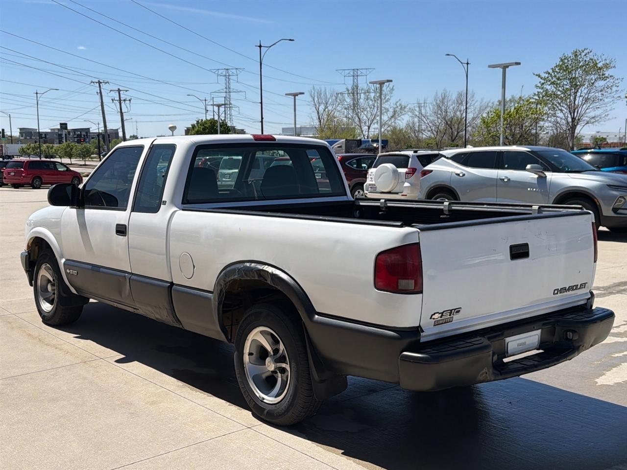 Chevrolet S10 Pickup LS Ext. Cab 2WD 2001