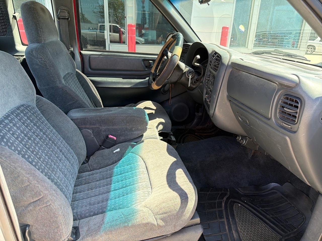 Chevrolet S10 Pickup LS Ext. Cab 2WD 2001
