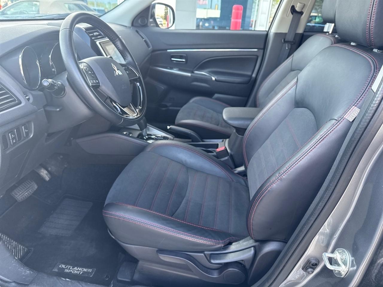 Mitsubishi Outlander Sport 2.0 ES 4WD 2025