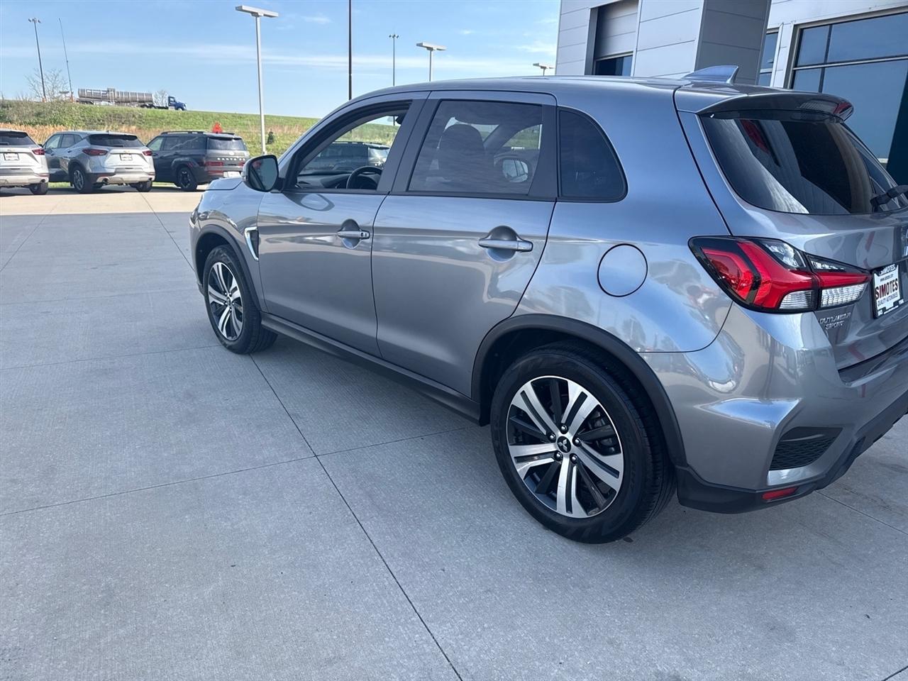 Mitsubishi Outlander Sport 2.0 ES 4WD 2025