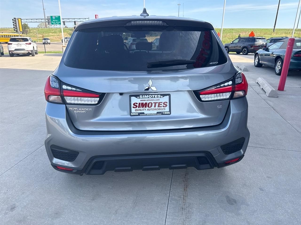 Mitsubishi Outlander Sport 2.0 ES 4WD 2025