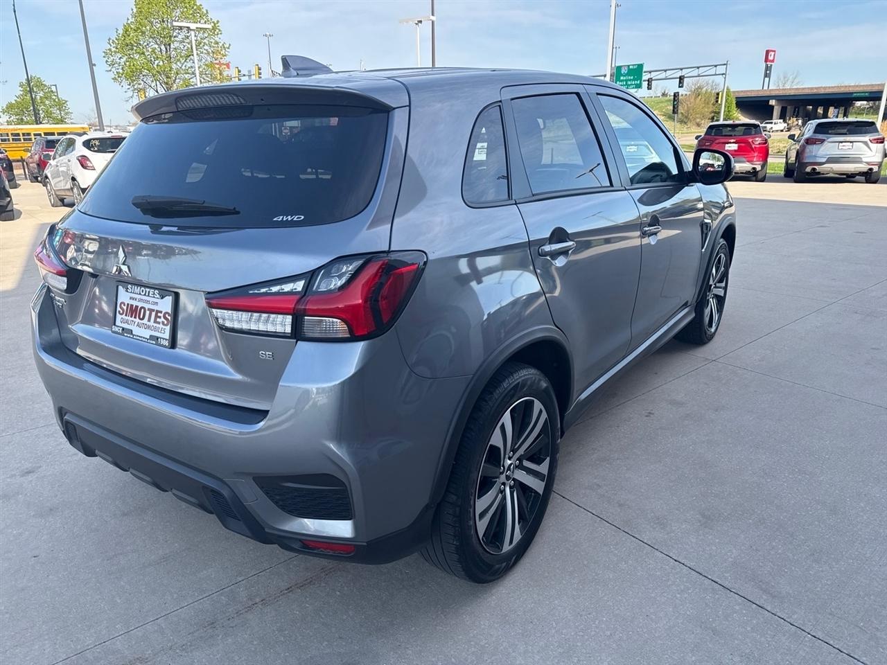 Mitsubishi Outlander Sport 2.0 ES 4WD 2025