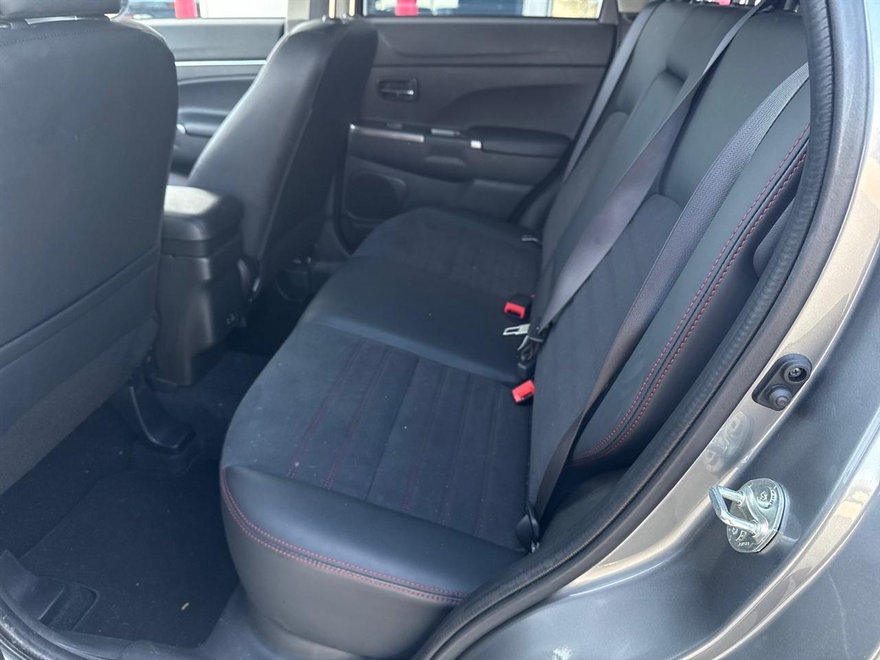 Mitsubishi Outlander Sport 2.0 ES 4WD 2025