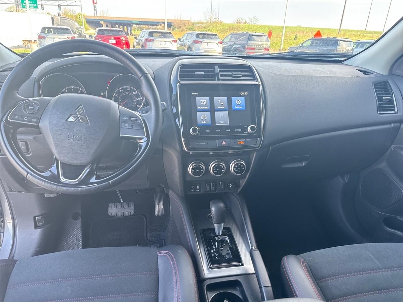 Mitsubishi Outlander Sport 2.0 ES 4WD 2025