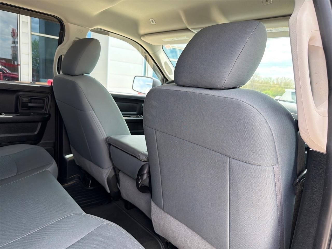 RAM 1500 Tradesman Quad Cab 4WD 2018