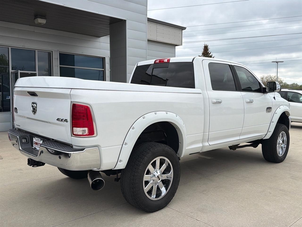 RAM 2500 Longhorn Crew Cab SWB 4WD 2014