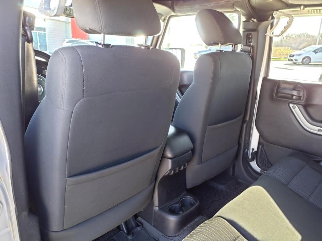 Jeep Wrangler Unlimited Rubicon 4WD 2012