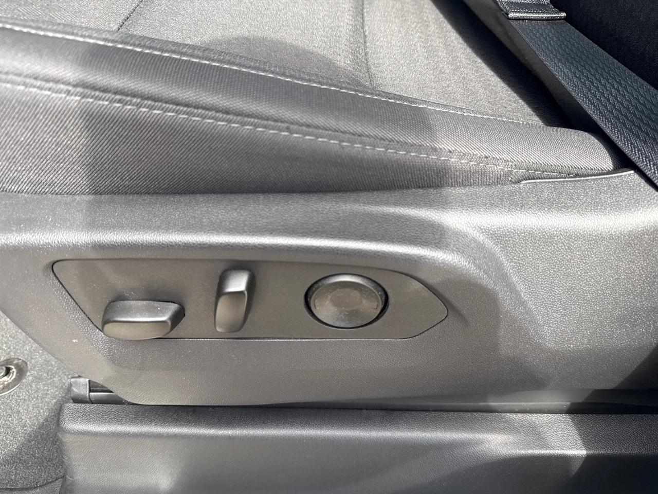 Chevrolet Silverado 1500 LT Crew Cab 4WD 2026